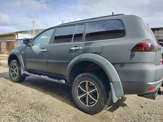 2013 Mitsubishi Pajero Sport II Рестайлинг, чёрный, 1950000 рублей, вид 4