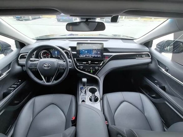 2025 Toyota Camry VIII (XV70) Рестайлинг, чёрный, 4027000 рублей - вид 10