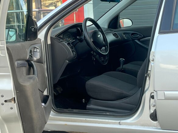 2005 Ford Focus I Рестайлинг, серый, 249999 рублей - вид 12