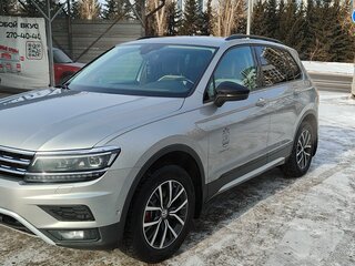2020 Volkswagen Tiguan II, серебристый, 2600000 рублей, вид 1
