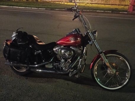 2005 Harley-Davidson Softail Standard, красный, 850000 рублей, вид 5