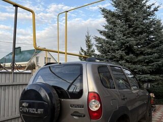 2014 Chevrolet Niva I Рестайлинг, коричневый, 460000 рублей, вид 2
