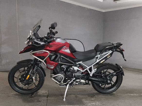 2024 Triumph Tiger 1200, красный, 1500000 рублей - вид 1