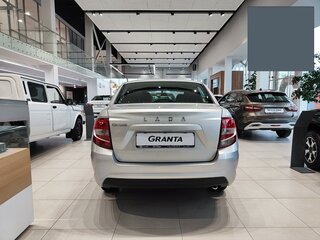 2026 Lada (ВАЗ) Granta I Рестайлинг, серебристый, 1068000 рублей, вид 4