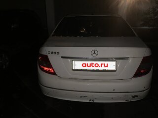 2008 Mercedes-Benz C-Класс 230 III (W204), белый, 890000 рублей, вид 2