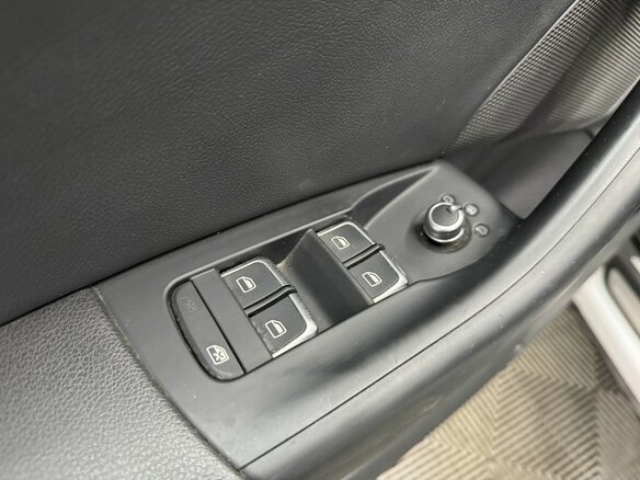 2012 Audi Q3 I (8U), белый, 1890000 рублей - вид 15