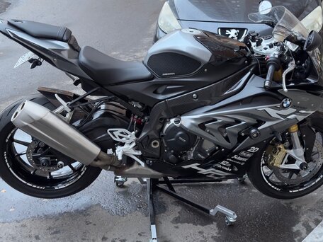 2017 BMW S 1000 RR, чёрный, 1350000 рублей, вид 1
