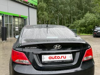 2015 Hyundai Solaris I Рестайлинг, чёрный, 939000 рублей, вид 4