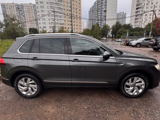 2021 Volkswagen Tiguan II Рестайлинг, серый, 2850000 рублей, вид 4