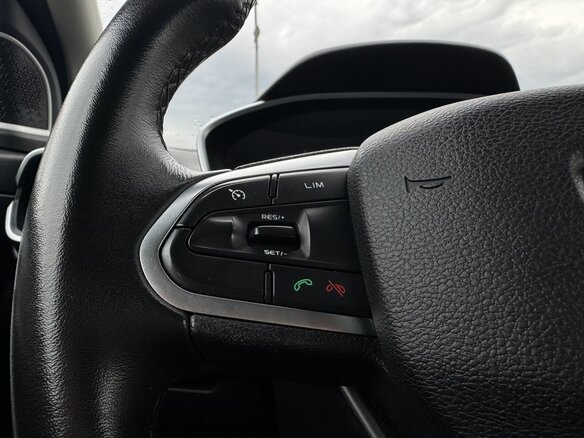 2022 Geely Coolray I, красный, 1080000 рублей - вид 14