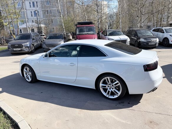 2015 Audi A5 I (8T) Рестайлинг, белый, 2550000 рублей - вид 6