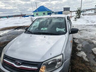 2015 Lada (ВАЗ) Granta I, серебристый, 340000 рублей, вид 2
