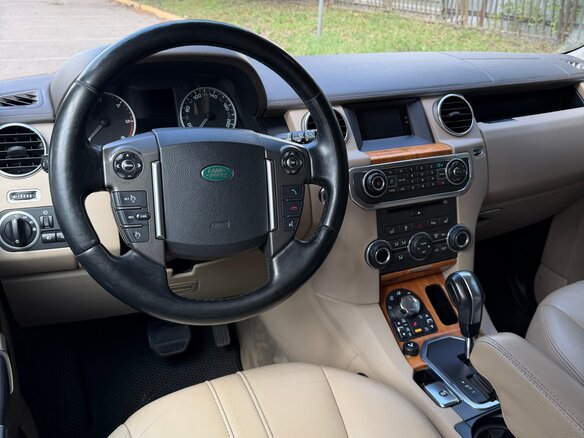 2010 Land Rover Discovery IV, чёрный - вид 20
