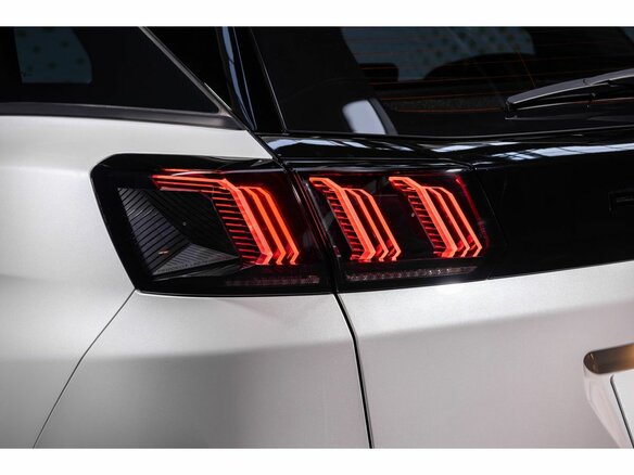 2024 Peugeot 4008 II Рестайлинг, белый, 3899000 рублей - вид 6