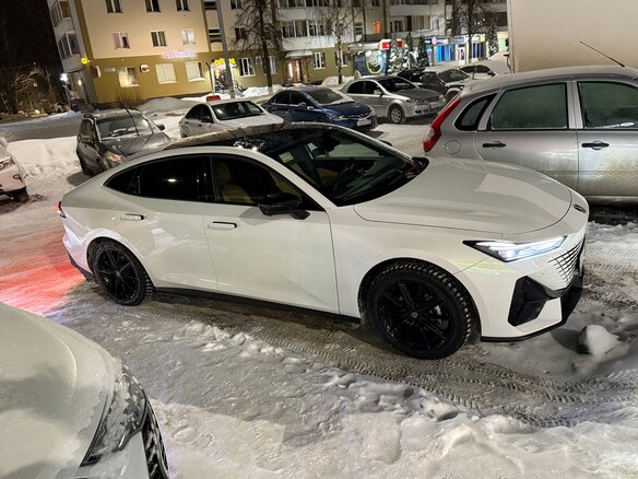 2023 Changan UNI-V I, белый, 2150000 рублей - вид 11