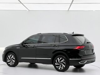 2023 Volkswagen Tiguan L II Рестайлинг (China Market), чёрный, 2370000 рублей, вид 4