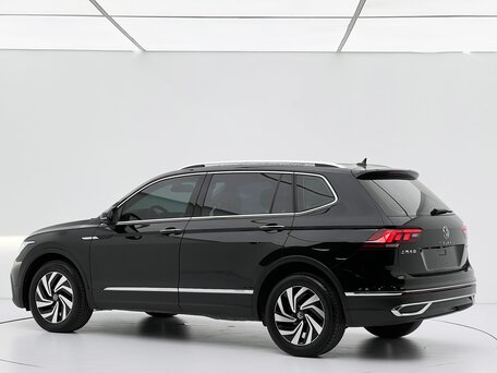 2023 Volkswagen Tiguan L II Рестайлинг (China Market), чёрный, 2370000 рублей, вид 4
