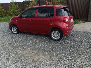 2018 Toyota Passo III, пурпурный, 900000 рублей, вид 2