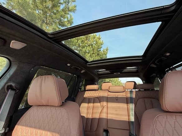 2025 BMW X7 40d I (G07) Рестайлинг, зелёный, 17500000 рублей - вид 18