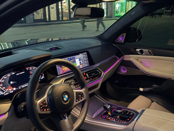 2020 BMW X5 40i IV (G05/G18), синий, 7200000 рублей - вид 13