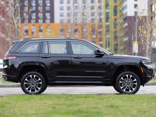 2023 Jeep Grand Cherokee V (WL), чёрный, 7200000 рублей, вид 2