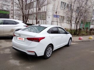 2019 Hyundai Solaris II, белый, 800000 рублей, вид 4