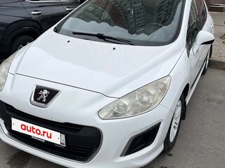 2011 Peugeot 308 I Рестайлинг, белый, 550000 рублей, вид 2