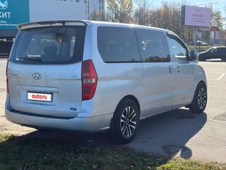2009 Hyundai Grand Starex I, серебристый, 950000 рублей, вид 4