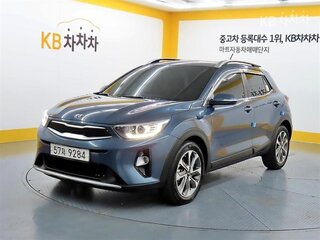 2020 Kia Stonic I, синий, 1500000 рублей, вид 2