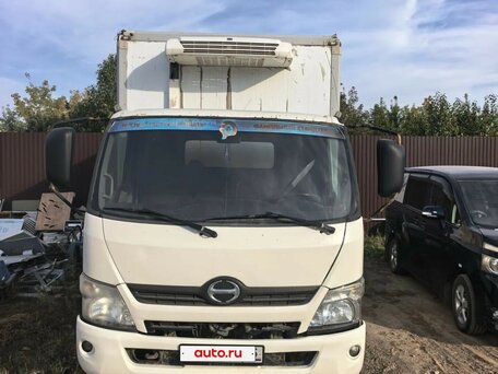 2015 Hino Series 300 (Dutro), белый, 3100000 рублей, вид 2