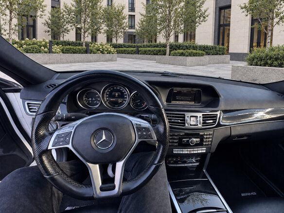 2013 Mercedes-Benz E-Класс 200 IV (W212, S212, C207) Рестайлинг, белый - вид 13