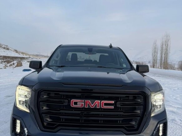 2021 GMC Sierra Crew Cab IV, синий, 3850000 рублей - вид 1