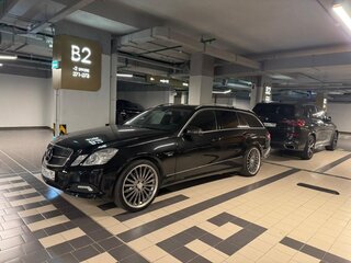 2010 Mercedes-Benz E-Класс 250 7G-Tronic IV (W212, S212, C207), чёрный, 1350000 рублей, вид 1