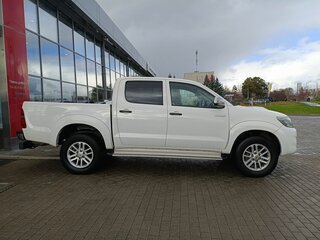 2013 Toyota Hilux VII Рестайлинг, белый, 2700000 рублей, вид 4