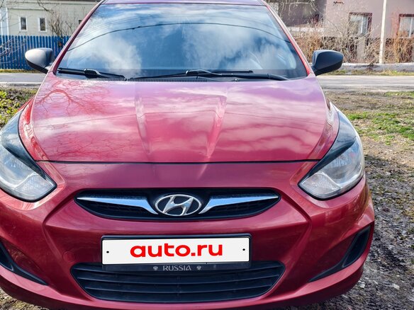 2012 Hyundai Solaris I, красный, 610000 рублей - вид 2