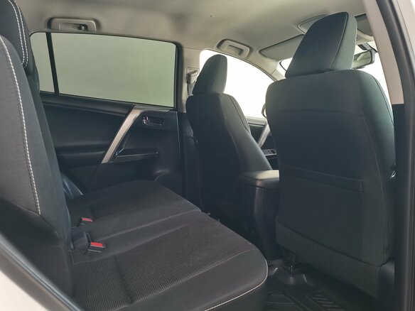 2015 Toyota RAV4 IV (XA40) Рестайлинг, белый, 2340000 рублей - вид 21