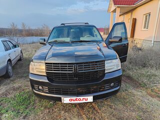 2006 Lincoln Navigator III, чёрный, 1700000 рублей, вид 2