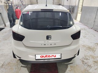 2012 SEAT Ibiza IV Рестайлинг, белый, 650000 рублей, вид 5
