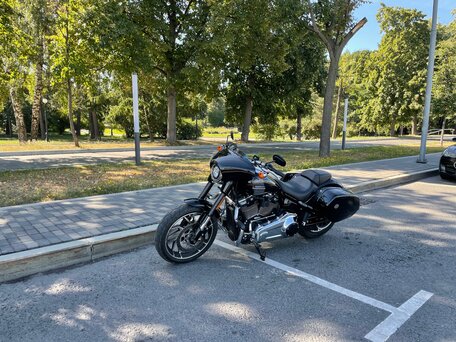 2021 Harley-Davidson Sport Glide, чёрный, 1750000 рублей, вид 3