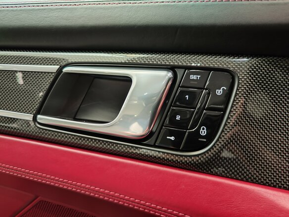 2017 Porsche Panamera Turbo II, чёрный, 5537000 рублей - вид 19