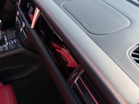 2019 Porsche Macan S I Рестайлинг, серебристый, 5190000 рублей - вид 20