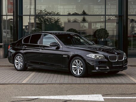 2016 BMW 5 серии 520d VI (F10/F11/F07) Рестайлинг, чёрный, 2055000 рублей, вид 3