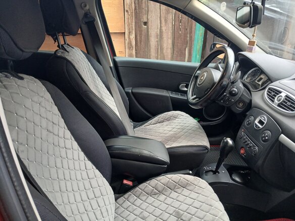 2008 Renault Clio III, красный, 550000 рублей - вид 4