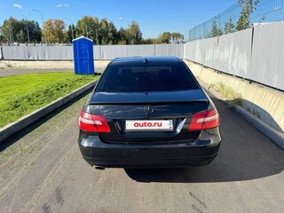 2010 Mercedes-Benz E-Класс 200 5G-Tronic IV (W212, S212, C207), чёрный, 1049000 рублей, вид 3