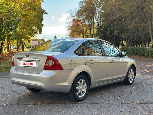 2008 Ford Focus II Рестайлинг, серебристый - вид 11