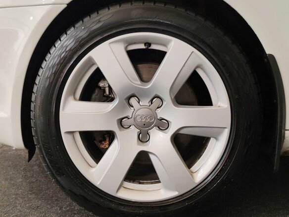 2013 Skoda Octavia DSG7 II (A5) Рестайлинг, белый - вид 23