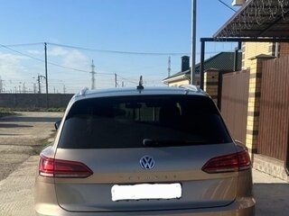 2018 Volkswagen Touareg III, бежевый, 4500000 рублей, вид 5
