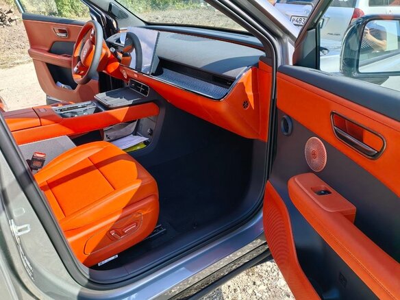 2026 Toyota bZ3X 58.3 kWh, серый, 2920000 рублей - вид 16
