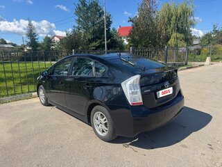 2010 Toyota Prius III (XW30), чёрный, 990000 рублей, вид 4