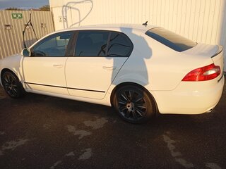 2011 Skoda Superb II, белый, 1400000 рублей, вид 5